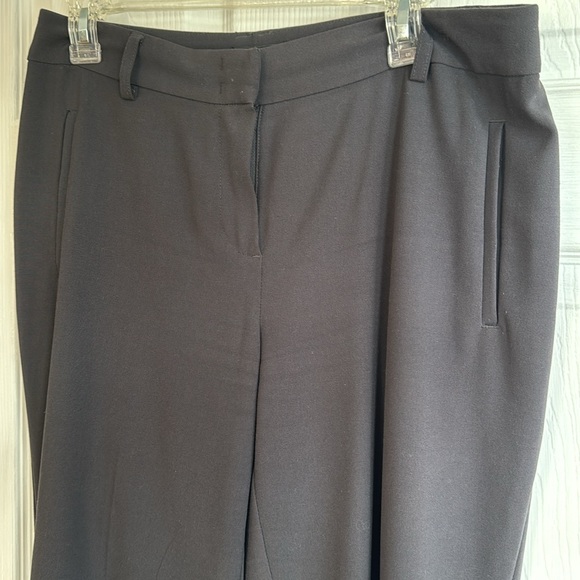 Olsen slate gray trousers. Front zip and button closure. Faux slash pockets - Picture 2 of 4